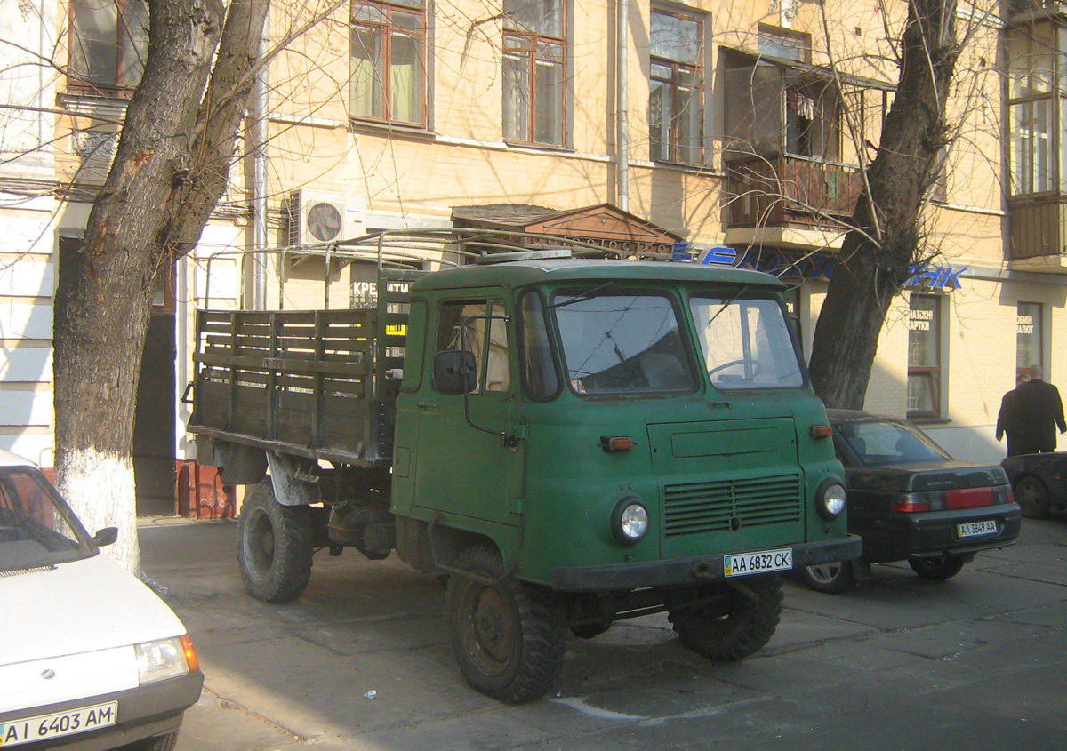 Robur LO 2002 A. Киев, ул. Мельникова