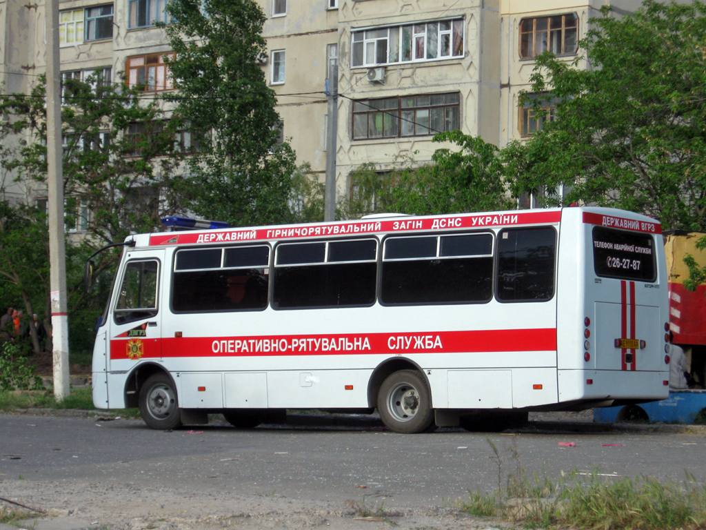 Автобус специальный С092.11 "Богдан" #АЕ 9110 АА . Николаев, улица Лазурная