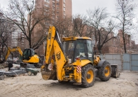 Экскаватор-погрузчик JCB 4CX.  Киев, улица Казимира Малевича