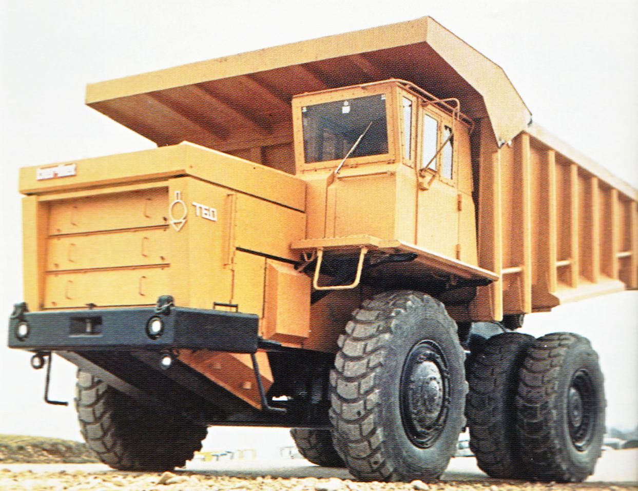 Карьерный самосвал Berliet T60.  