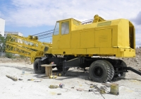 Кран КС-5363 в транспортном положении. Севастополь