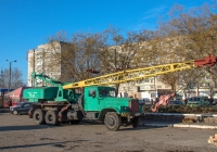Кран К-162 на шасси автомобиля КрАЗ-257К1 . Николаев, Привокзальная плошадь