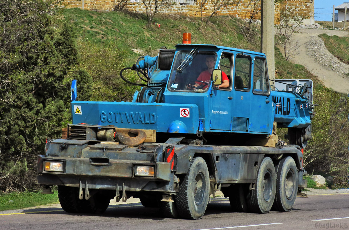 Самоходный кран Gottwald AMK-55 #Т 04986 АК. АР Крым, Никита, Южнобережное шоссе
