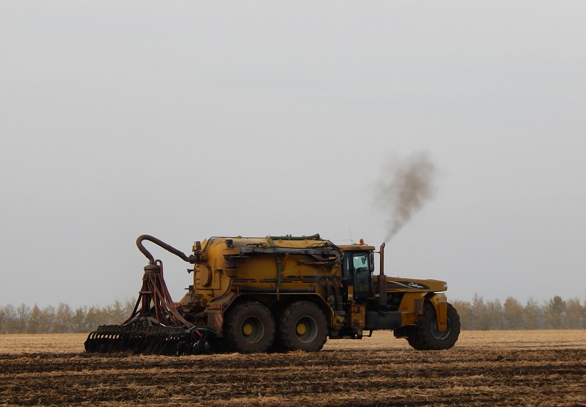  Машина для внесения удобрений Challenger Terra Gator 9205. Белгородская область, Красногвардейский район, окрестности с. Никитовка