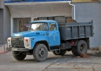 Автосамосвал ЗиЛ-ММЗ-4502. Николаев, улица Советская