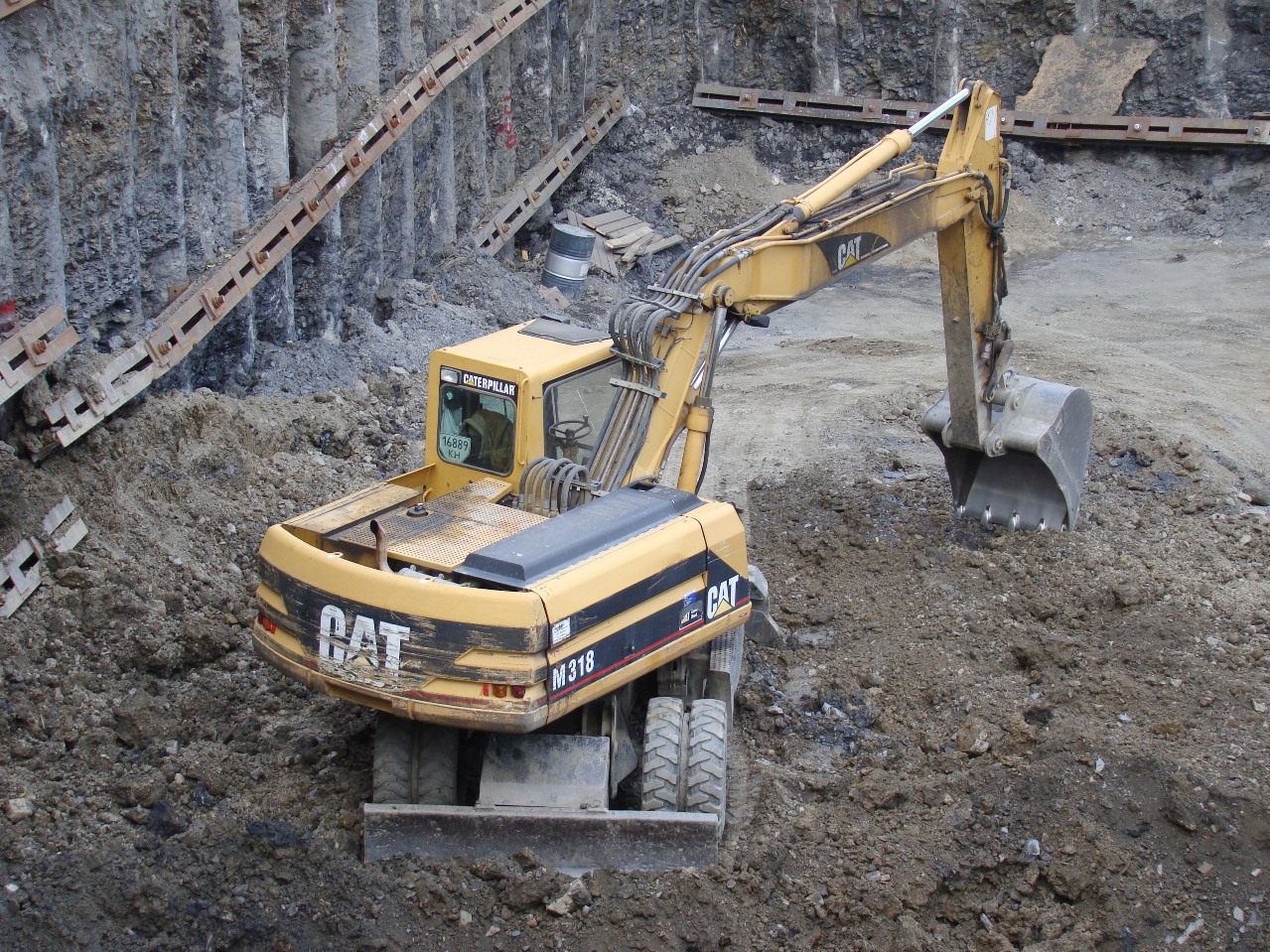 Экскаватор Caterpillar M318 # 16889 КН. Крым, Ялта