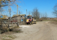 Трактор Т-25А1 "Владимирец" с прицепом. Николаевская область, Кинбурнская коса