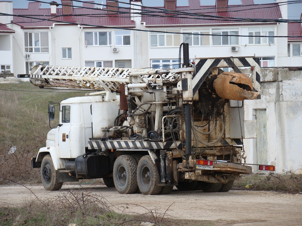 Буровая установка Mastbud M-150 на шасси КрАЗ-65101 #АН 3241 НО. Севастополь