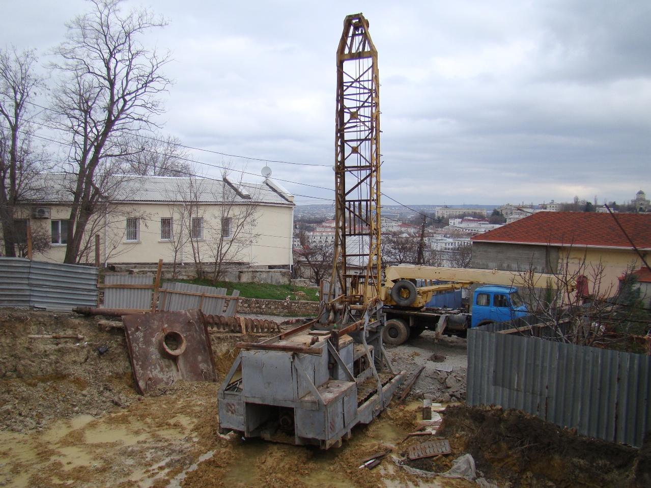 Агрегат ВВПС-32/19 на базе трактора Т-180. Севастополь