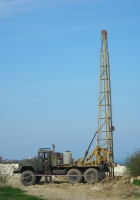 Буровая установка УРБ-2,5А на шасси ЗИЛ-131Н. Севастополь