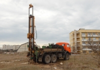 Буровая установка ПБУ-2 на шасси КамАЗ-43114 #В 011 РС 161. Севастополь