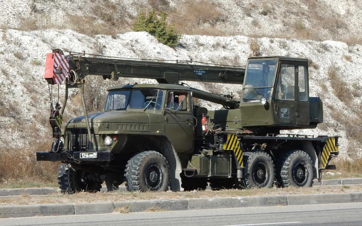 Кран КС-2572 на шасси Урал-375Д #1246 НМ 90. Севастополь
