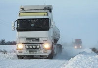 Тягач Volvo FH12  #ВН 4909 ЕА. Николаевская область, Очаковский район, дорога Т-15-07