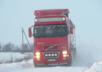 Тягач Volvo FH12 #ВН 4173 СР . Николаевская область, Очаковский район, дорога Т-15-07