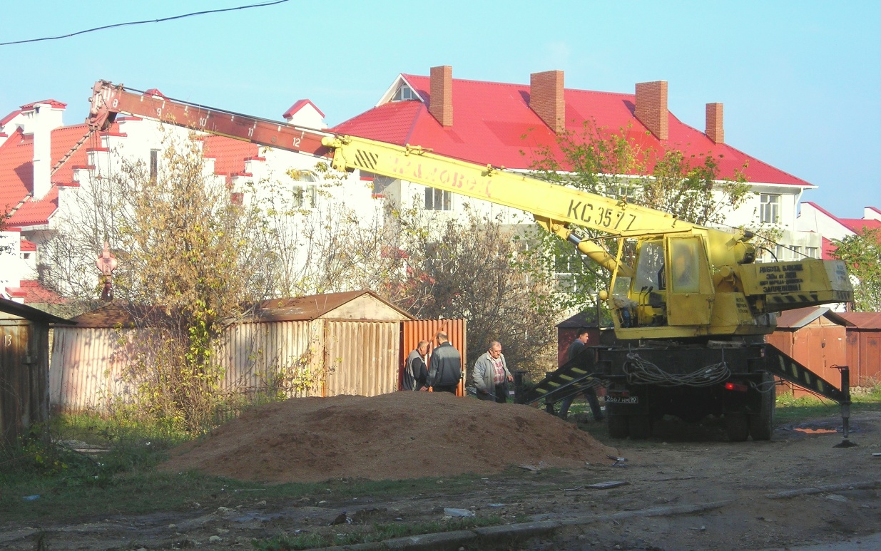 Кран КС-3577 на шасси МАЗ-5334 #2667 НМ 90. Севастополь