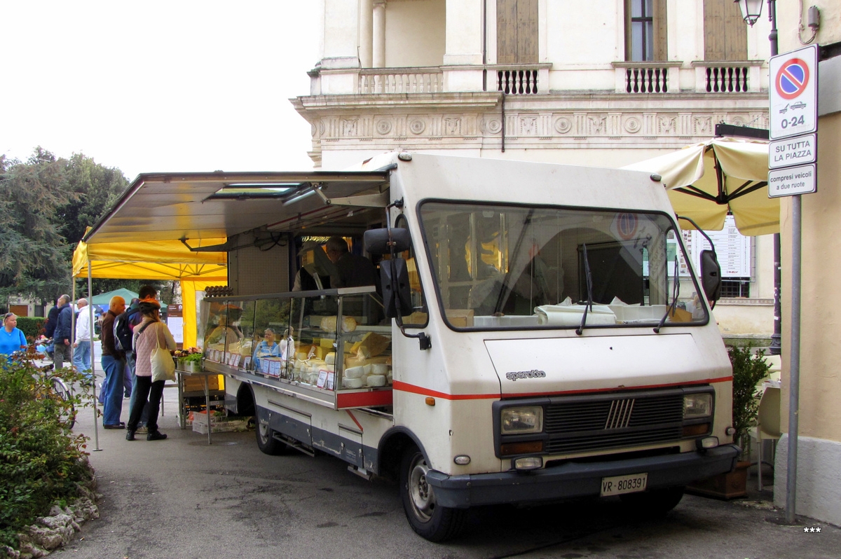 Автолавка на шасси FIAT Ducato, #VR-808391. Италия, Виченца