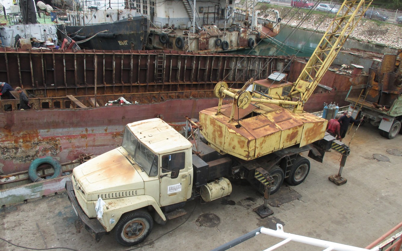 Кран КС-4562 на шасси КрАЗ-250К #СН 2215 АО. Севастополь