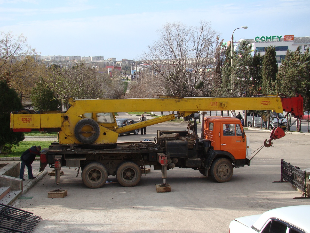 Кран КС-4572 на шасси КамАЗ-53213 #СН 1522 АН. Севастополь