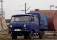 Автомобиль УАЗ-39094 #С 952 КУ 31. Белгородская область, г. Алексеевка, Заводская улица