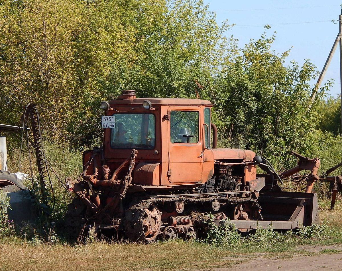 Трактор ДТ-75* # 5751 КУ 46. Курская область, Тимский район, с. Соколье