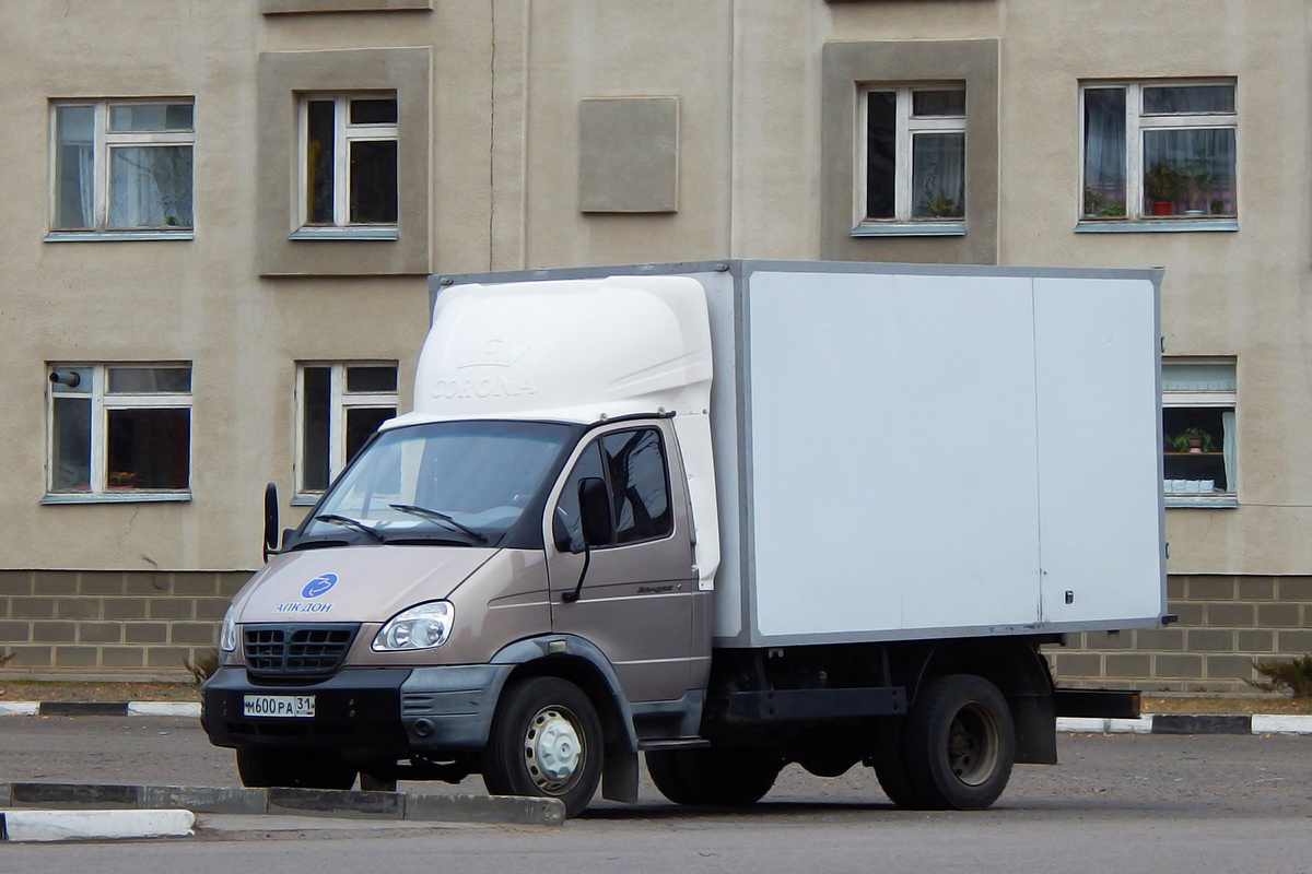 Изотермический фургон на шасси ГАЗ-3310 "Валдай" #М 600 РА 31. Белгородская область, г. Алексеевка, улица Степана Разина