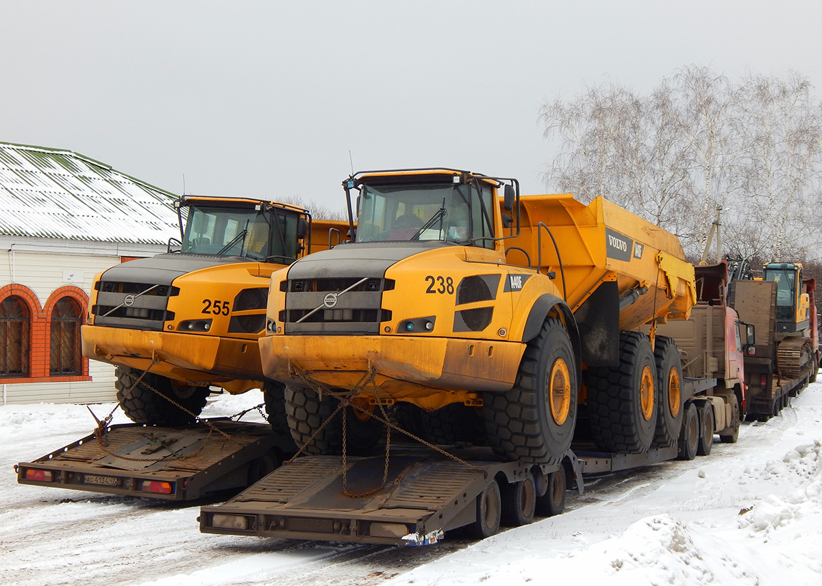 Сочленённый самосвал Volvo A40F №№238 и 255. Белгородская область, Новооскольский район, с Ольховатка
