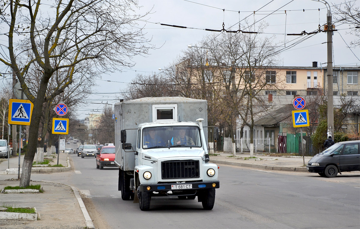 Фургон на шасси ГАЗ-3309  #Т 681 СТ. Приднестровье, Тирасполь, улица Шевченко