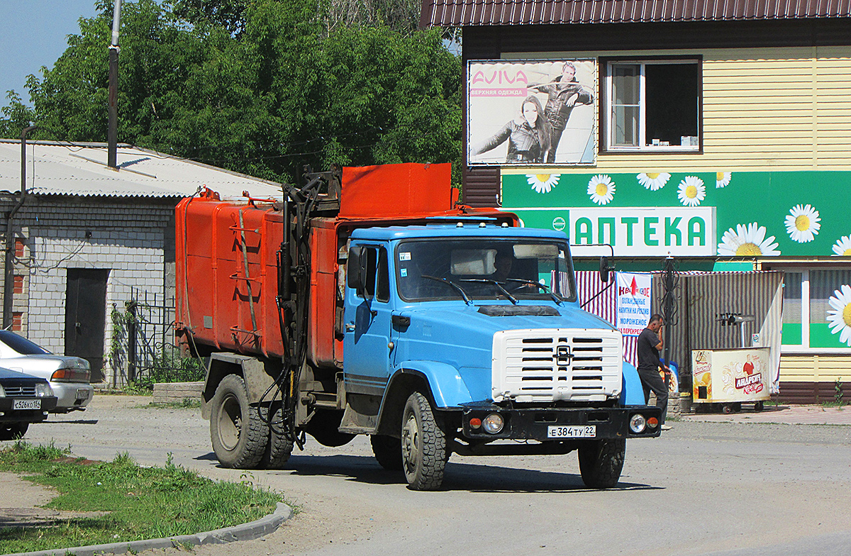 Мусоровоз КО-431 на шасси ЗИЛ-433362 #Е 384 ТУ 22. Алтайский край, Змеиногорск, улица Пугачёва