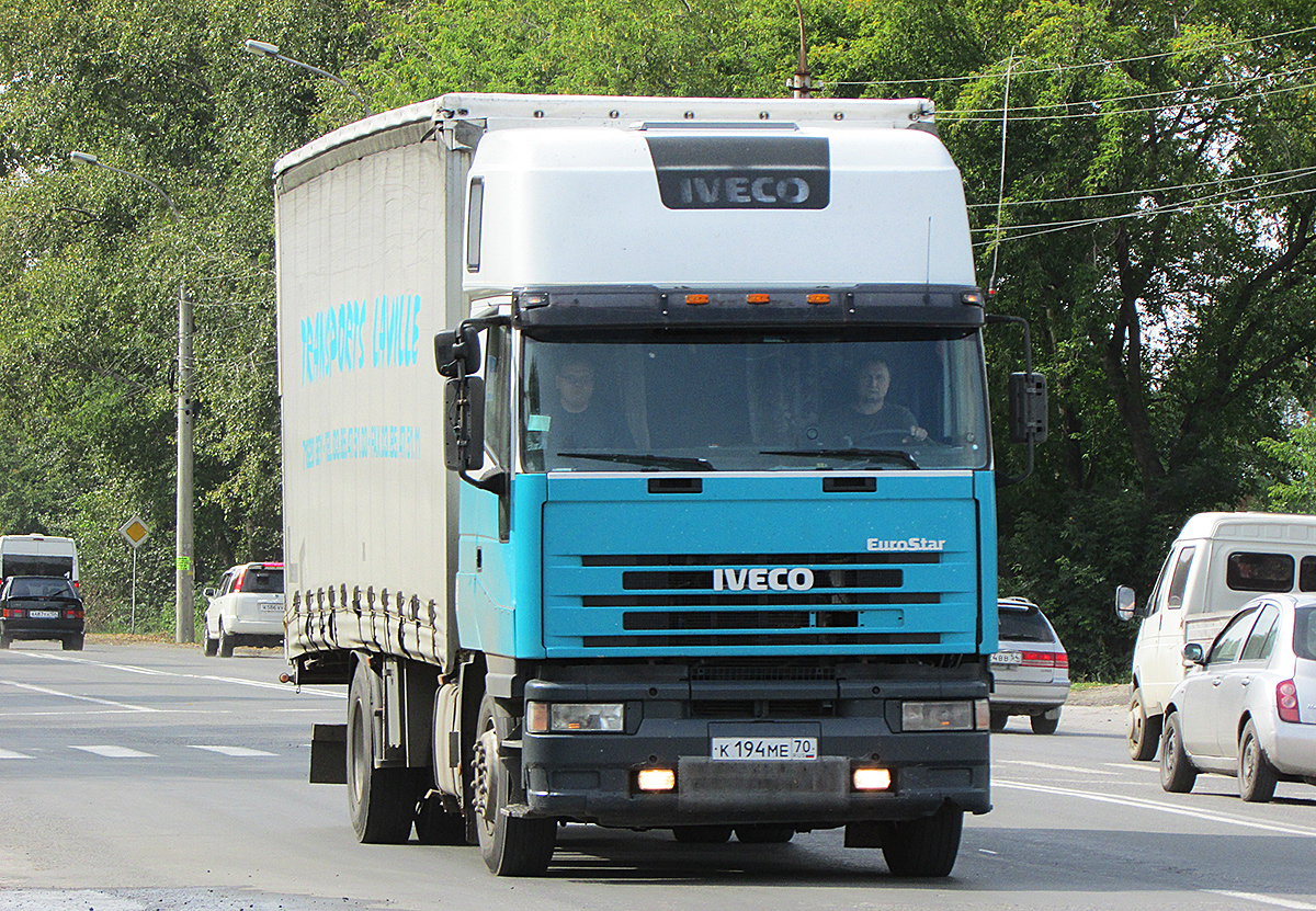Автомобиль IVECO EuroStar #К 194 МЕ 70. Новосибирск, улица Одоевского