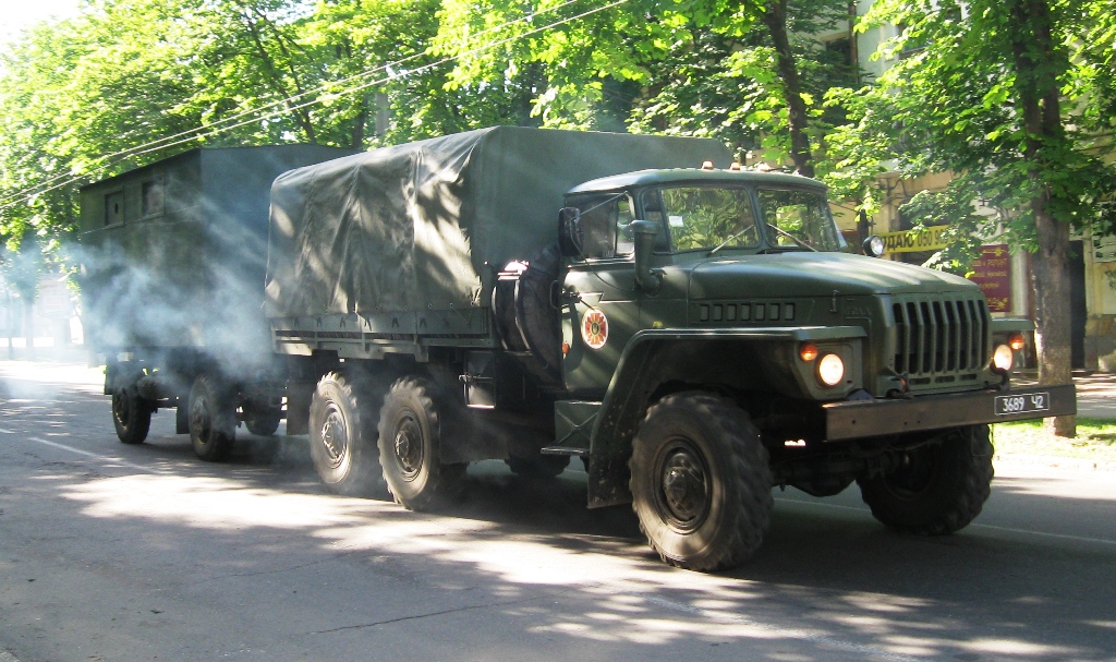 Автомобиль МЧС Урал-4320-01 #3689 Ч2  с двухосным прицепом. Николаев, улица Большая Морская