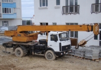 Кран КТА-18 "Силач" на шасси МАЗ-5337 #АК 3581 АХ. Севастополь