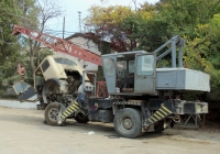 Кран СМК-101 на шасси МАЗ-5334 #ВВ 6580 ВО. Севастополь, СРЗ "Южный Севастополь"