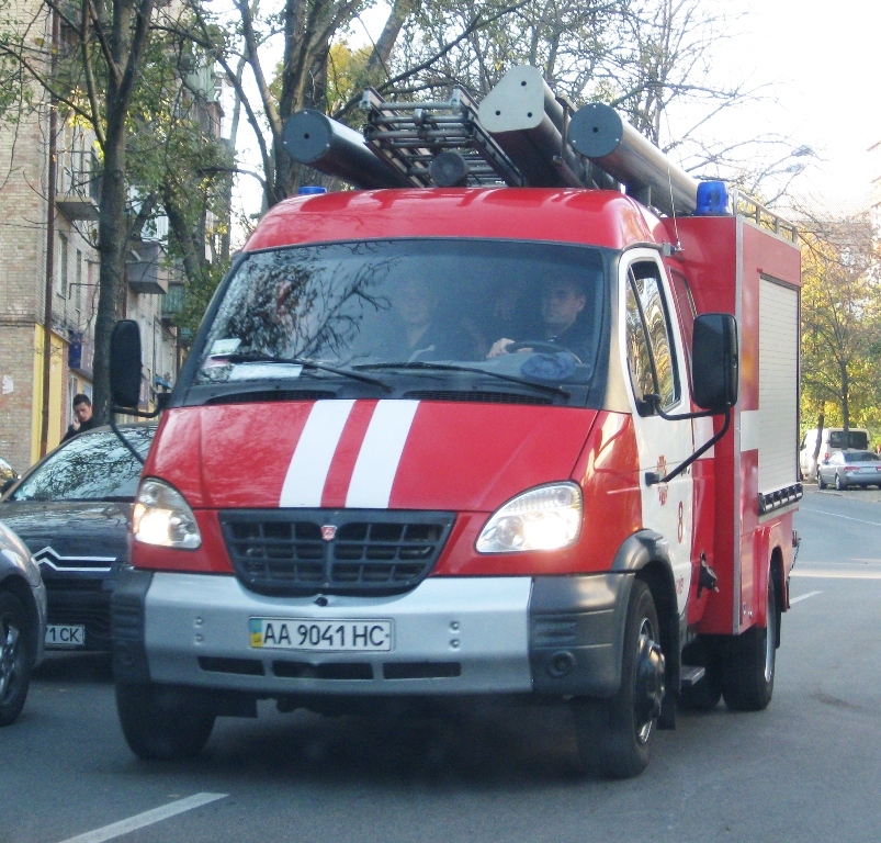 Пожарная автоцистерна АЦ 2,0-40(30) «Касатка» (ГАЗ-3310)   #АА 9041 НС. Киев