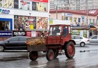 Самоходное шасси Т-16МГ #02605 КС . Киев, Оболонский проспект