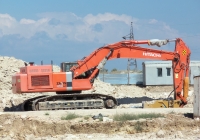 Экскаватор Hitachi Zaxis 450LC с гидромолотом. Севастополь