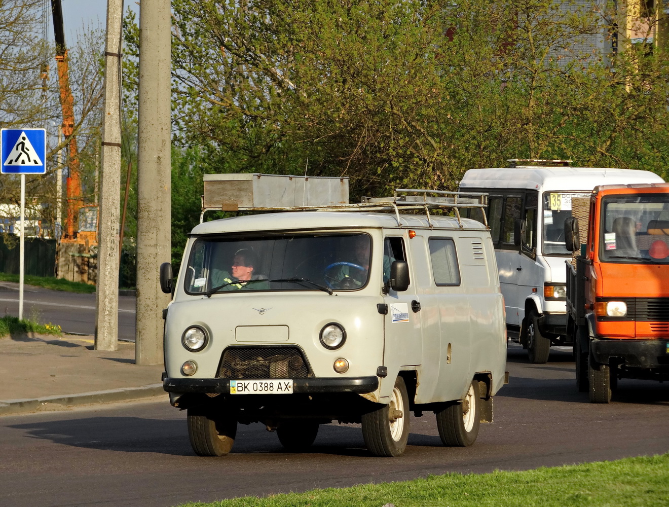 Автомобиль УАЗ-3741*  #ВК 0388 АХ. Ровенская область, Ровно, Луцкое кольцо