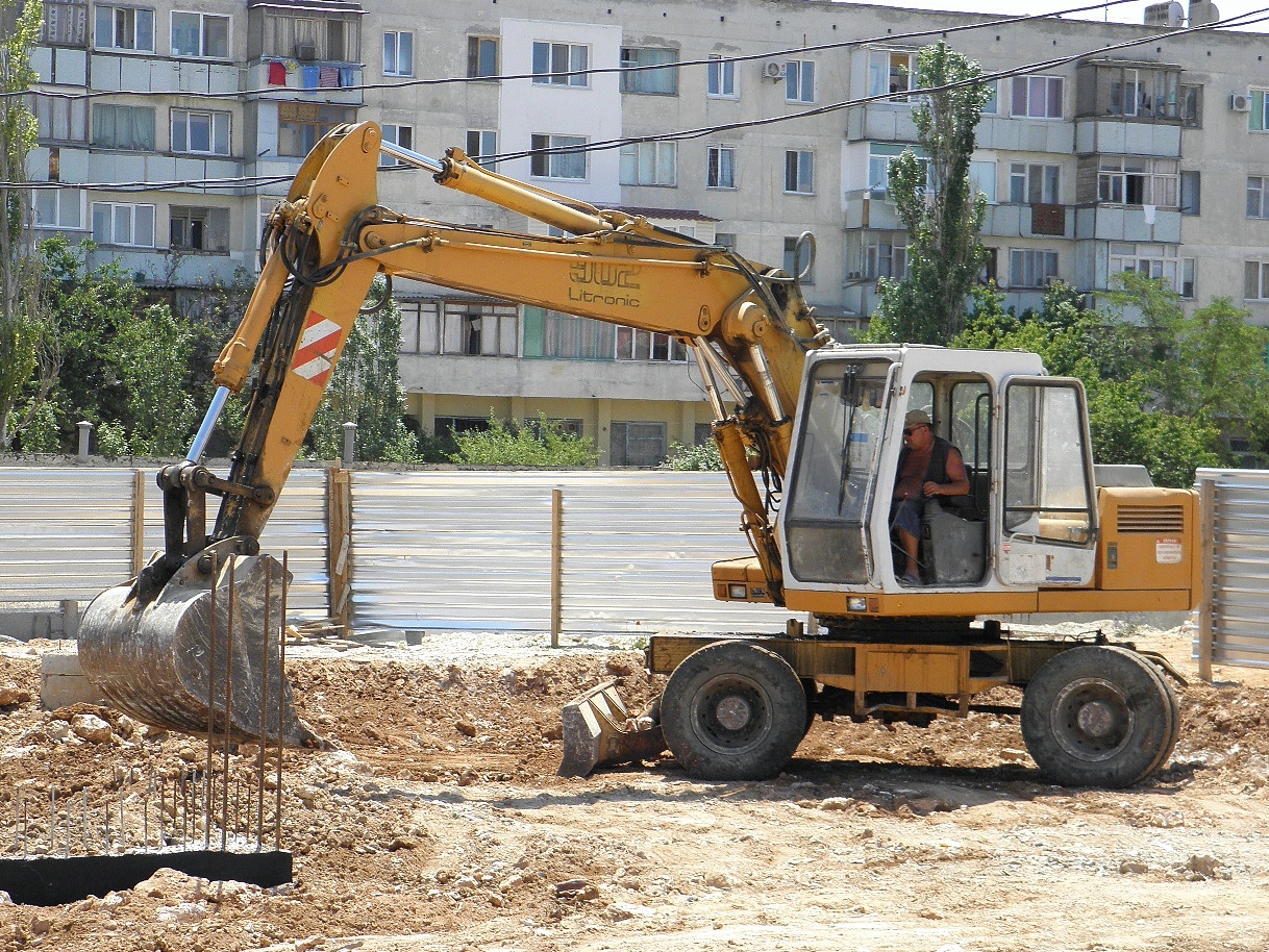 Экскаватор Liebherr A902 Litronic. Севастополь