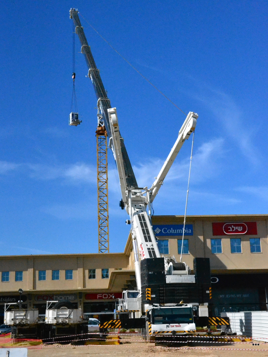 Автокран Liebherr LTM 1500-8.1  #99-427-74. Израиль, Зихрон-Яаков 