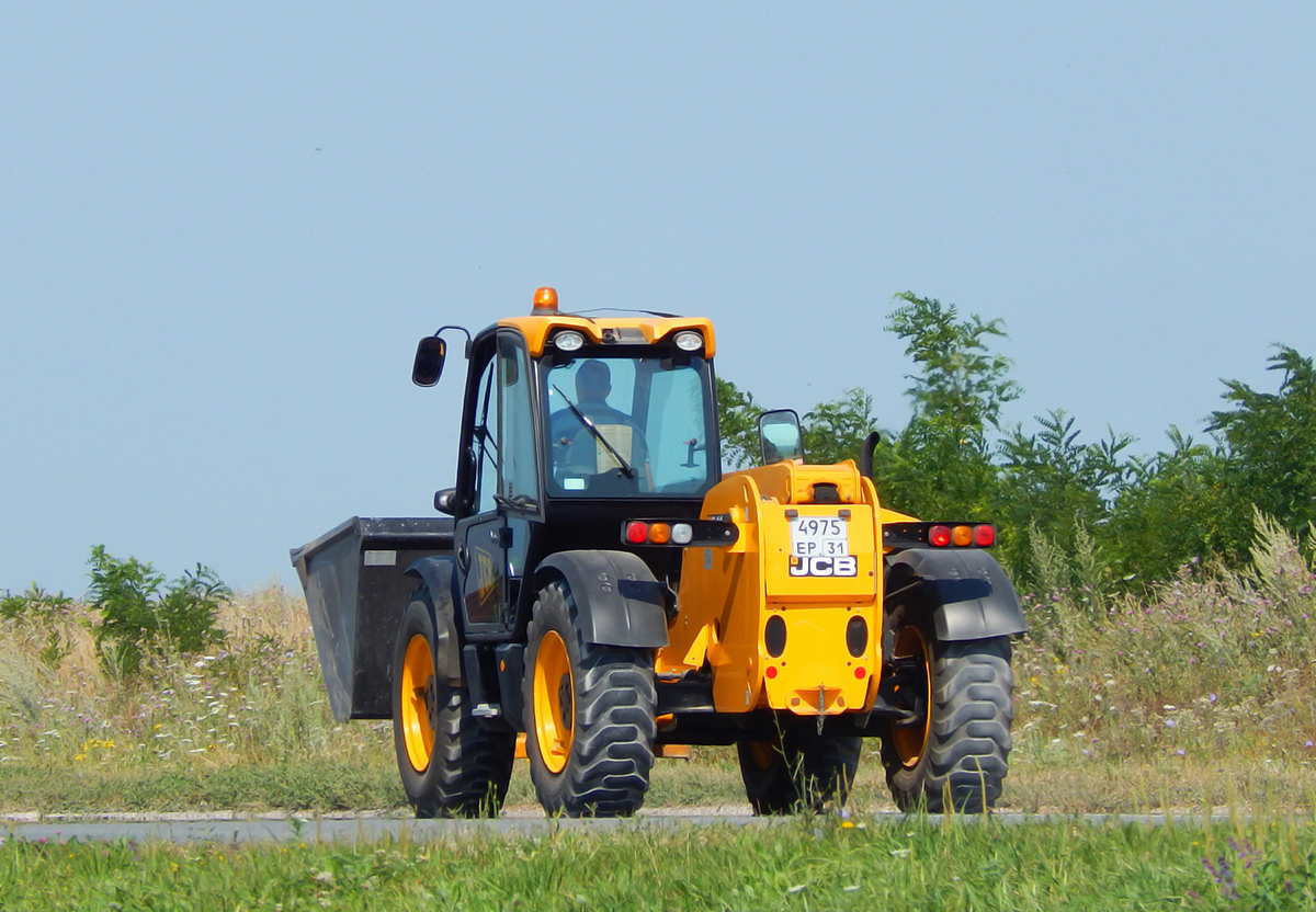 Телескопический погрузчик JCB 531-70 #4975 ЕР 31. Белгородская область, г. Алексеевка, автодорога "Алексеевка - Ильинка"