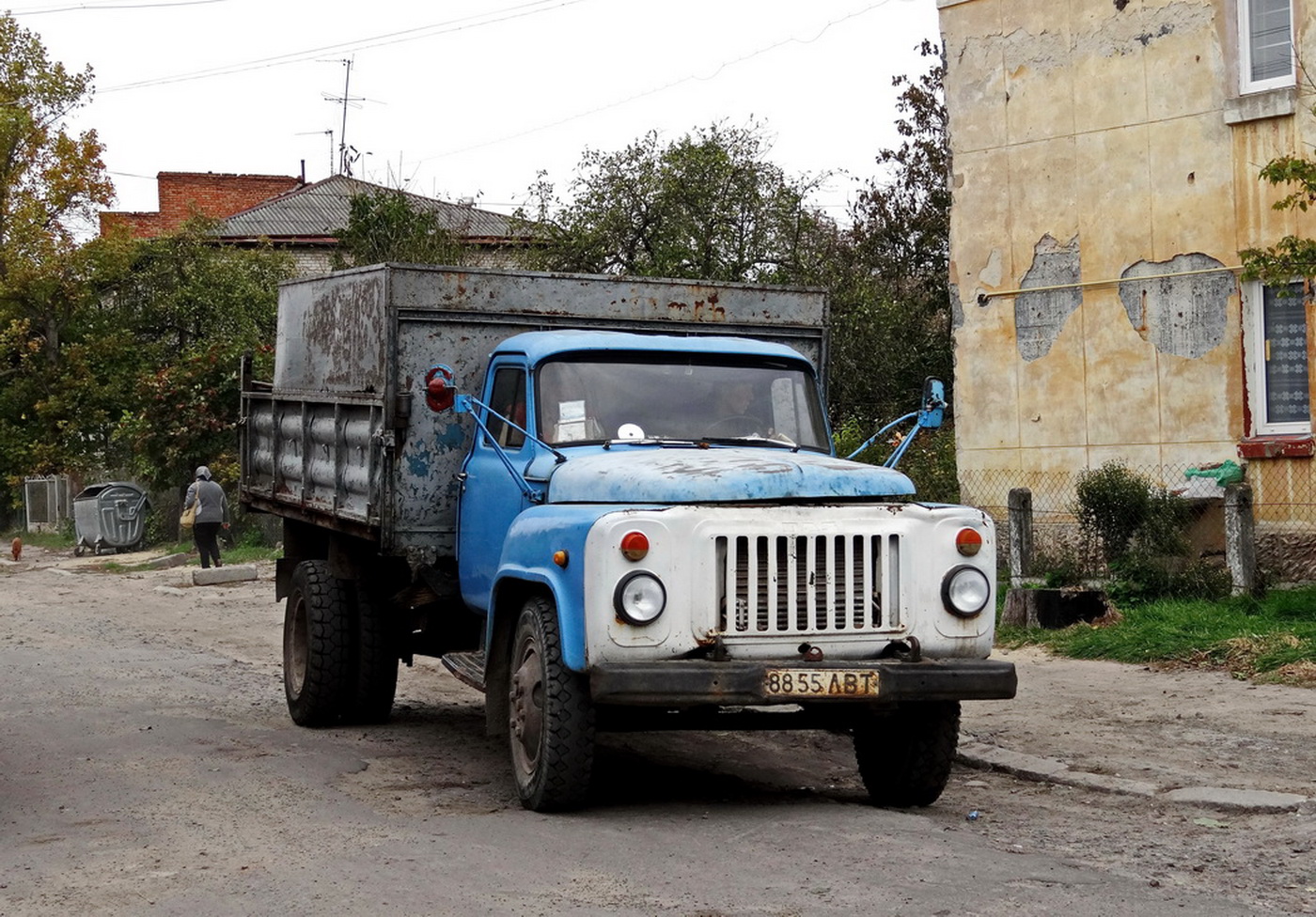 Самосвал ГАЗ-САЗ-53Б  #8855 ЛВТ. Львовская область, Броды, улица Ивана Франка
