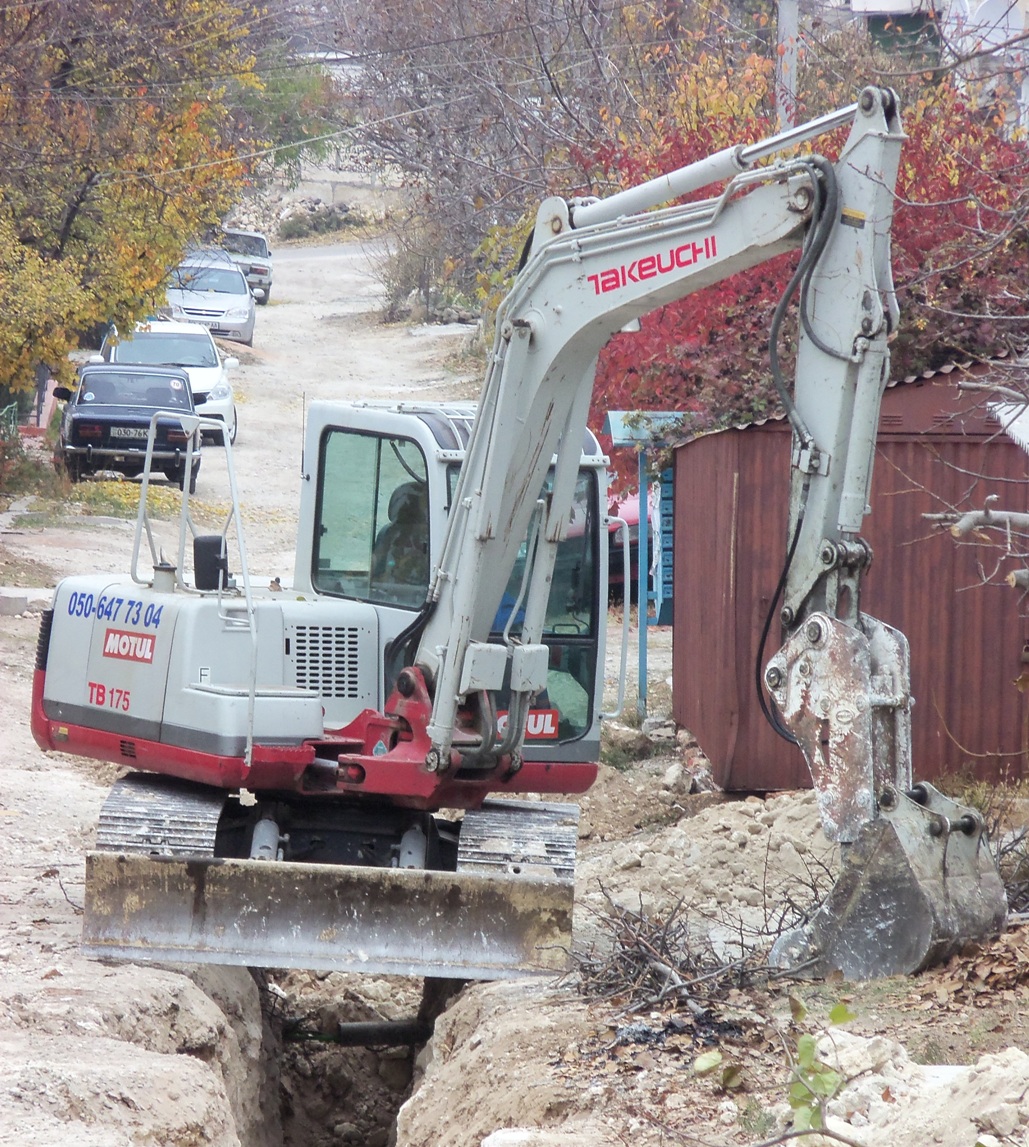 Экскаватор Takeuchi TB 175. Севастополь