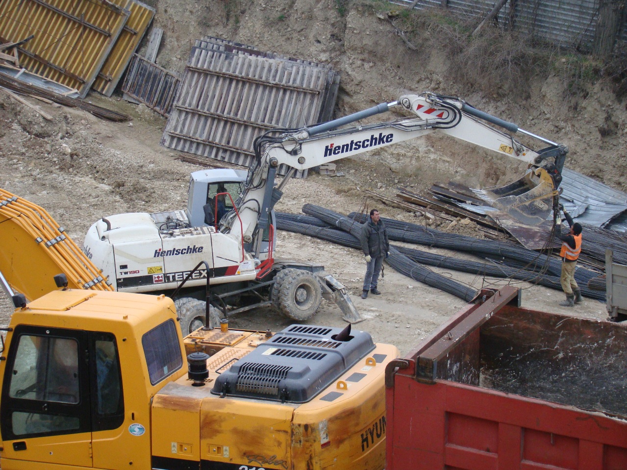 Экскаватор Terex-Atlas TW190. Севастополь