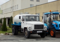 Автоцистерна на шасси ГАЗ-3309* #Н 109 АМ 31. Белгородская область, п. Чернянка, территория Чернянской ЦРБ
