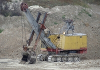 Экскаватор Э-2503В с оборудованием прямой лопаты. Крым, Бахчисарай