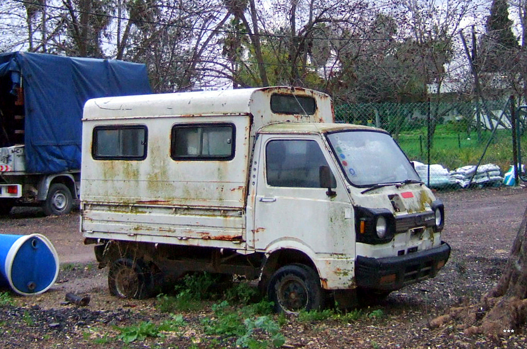 Минигрузовик Subaru Sambar. Израиль, Биньямина