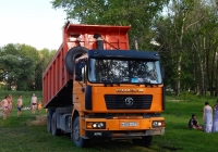 Самосвал Shaanxi Shacman SX3255 #Р 878 УС 31. Белгородская область, г. Алексеевка, улица Кривошеина
