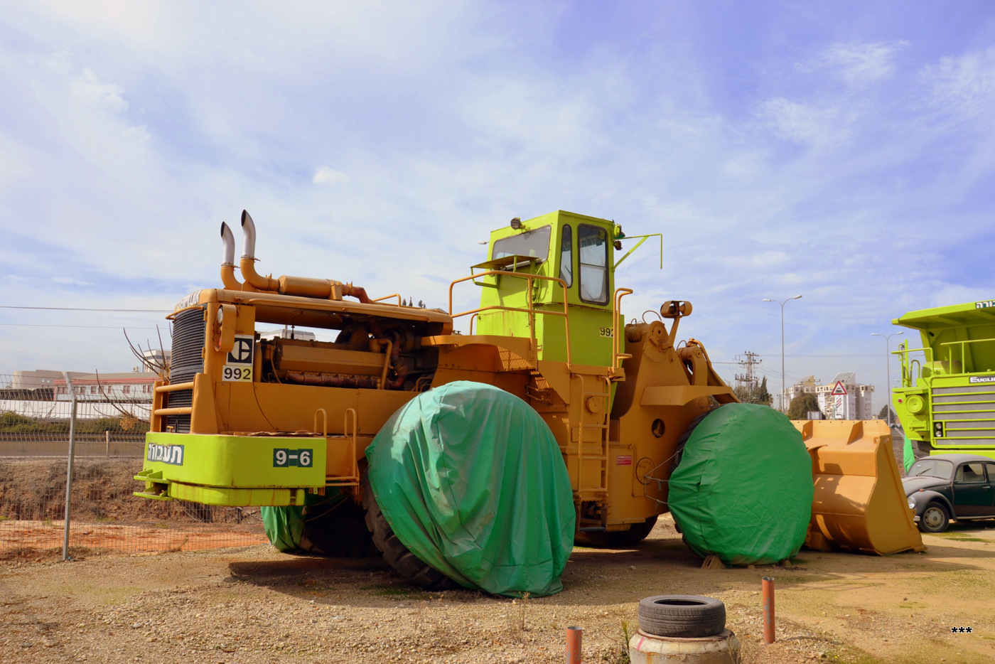 Фронтальный погрузчик Caterpillar 992. Израиль, Рамла, музей грузового транспорта