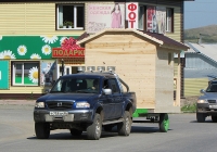 Автомобиль Mazda B2500 #Р 758 СМ 96 с прицепом. Алтайский край, Змеиногорск, улица Ленина