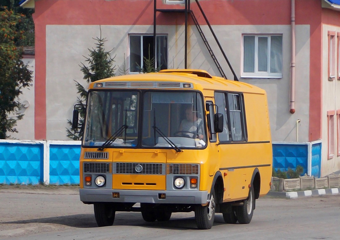 Грузопассажирский автобус ПАЗ-32053-20. Белгородская область, г. Алексеевка, улица Павла Ющенко