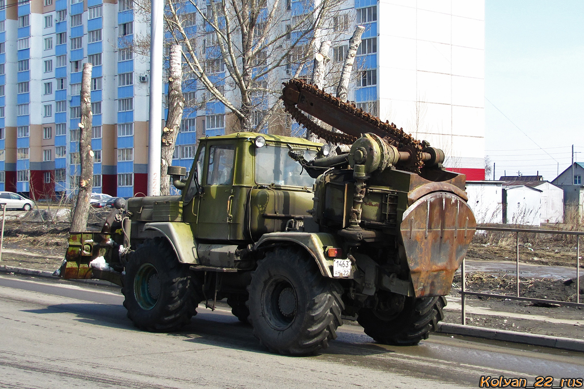 Полковая землеройная машина ПЗМ-2 на базе трактора Т-155 #1463 АН 22. Алтайский край, Барнаул, улица Малахова